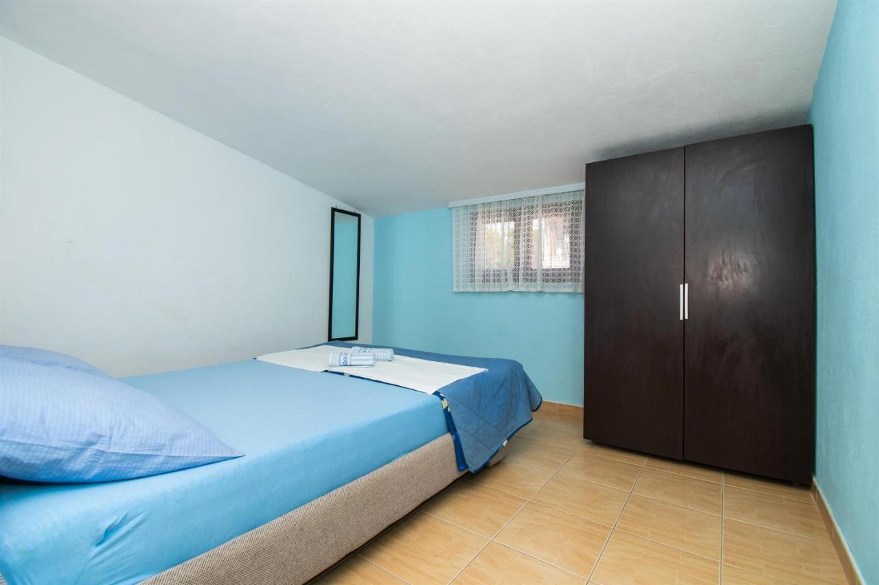 Apartments Dijana 파코스탄 외부 사진