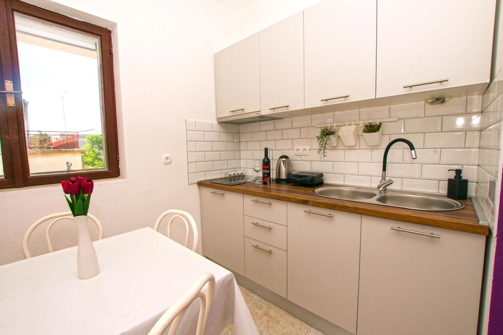 Apartments Dijana 파코스탄 외부 사진