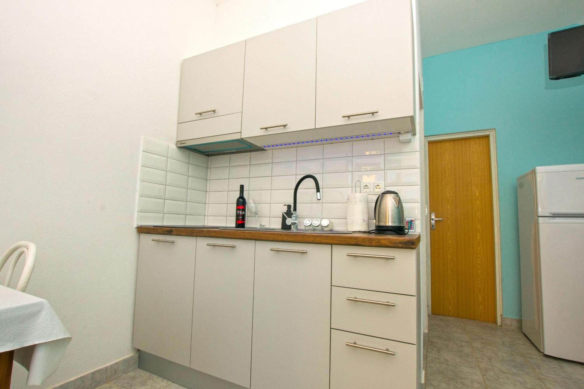 Apartments Dijana 파코스탄 외부 사진